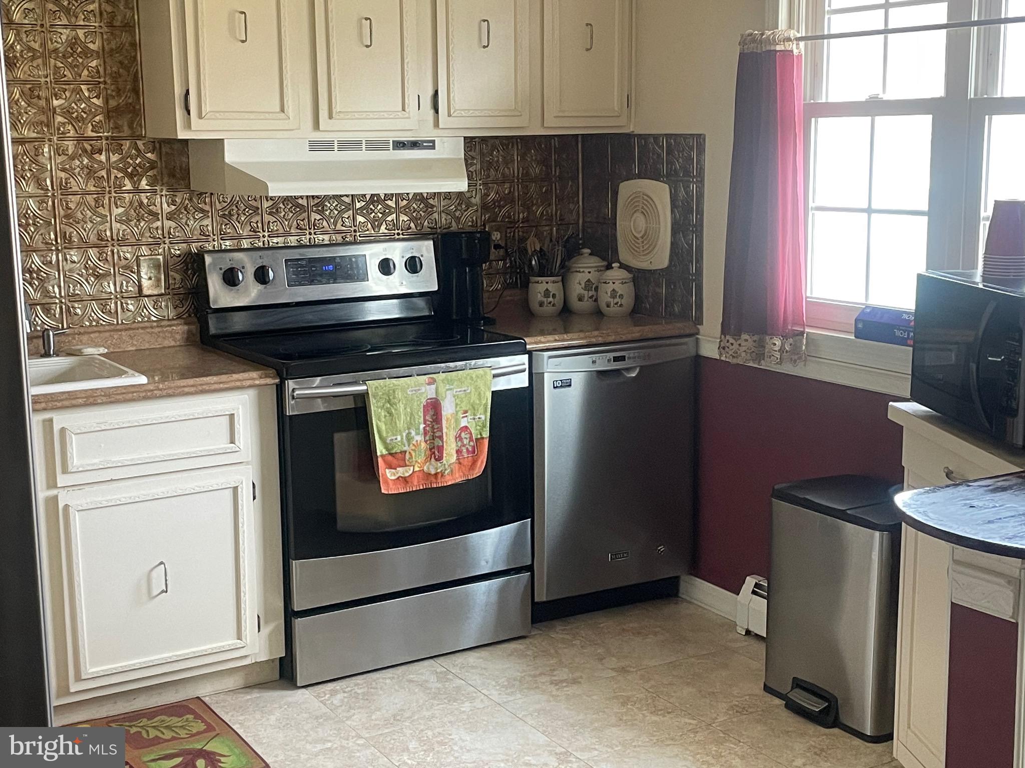 42 Quaker Road Pennsville, NJ 08070 - Photo 30 of 30 Kitchen