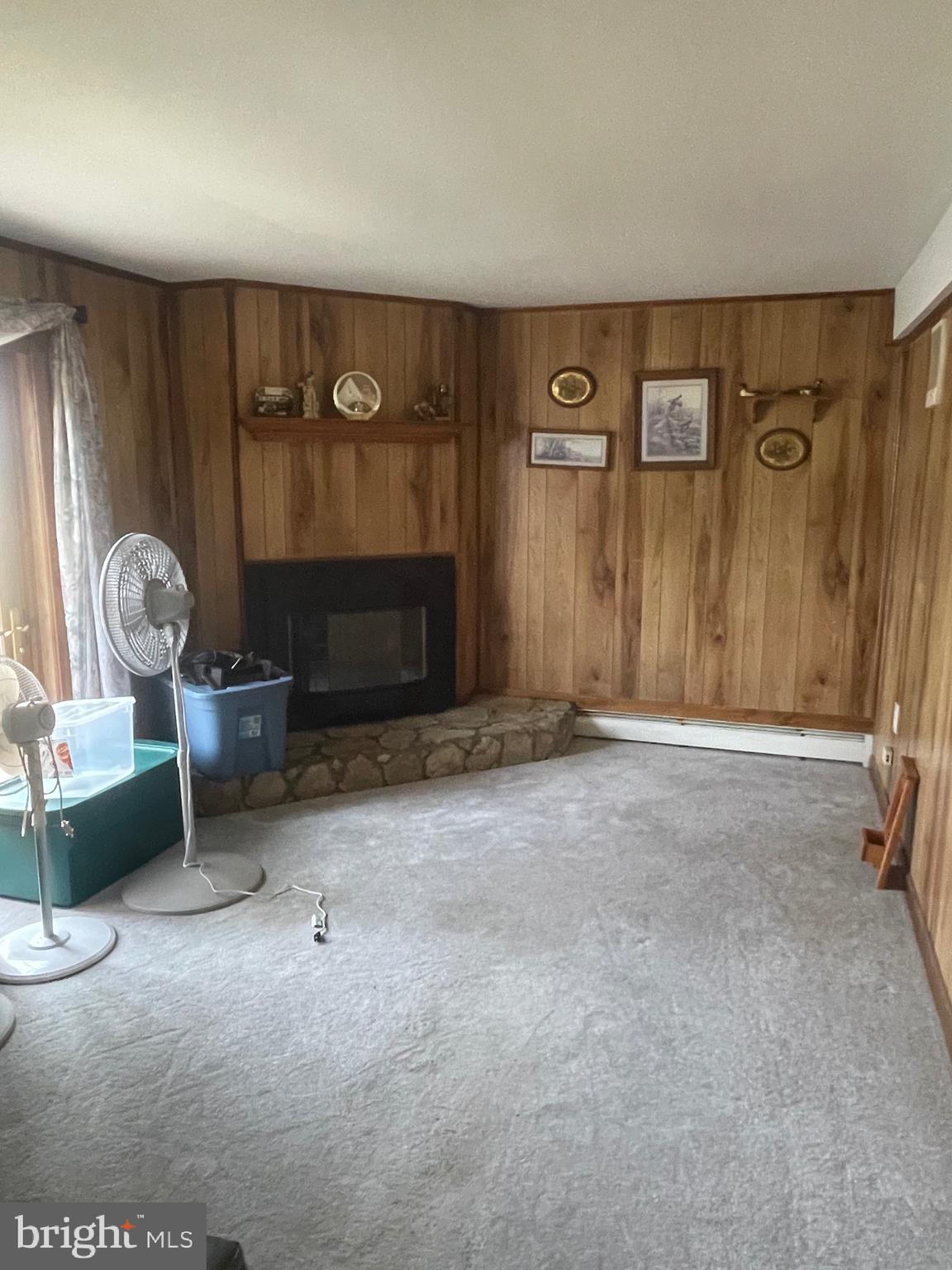42 Quaker Road Pennsville, NJ 08070 - Photo 8 of 30 Family room