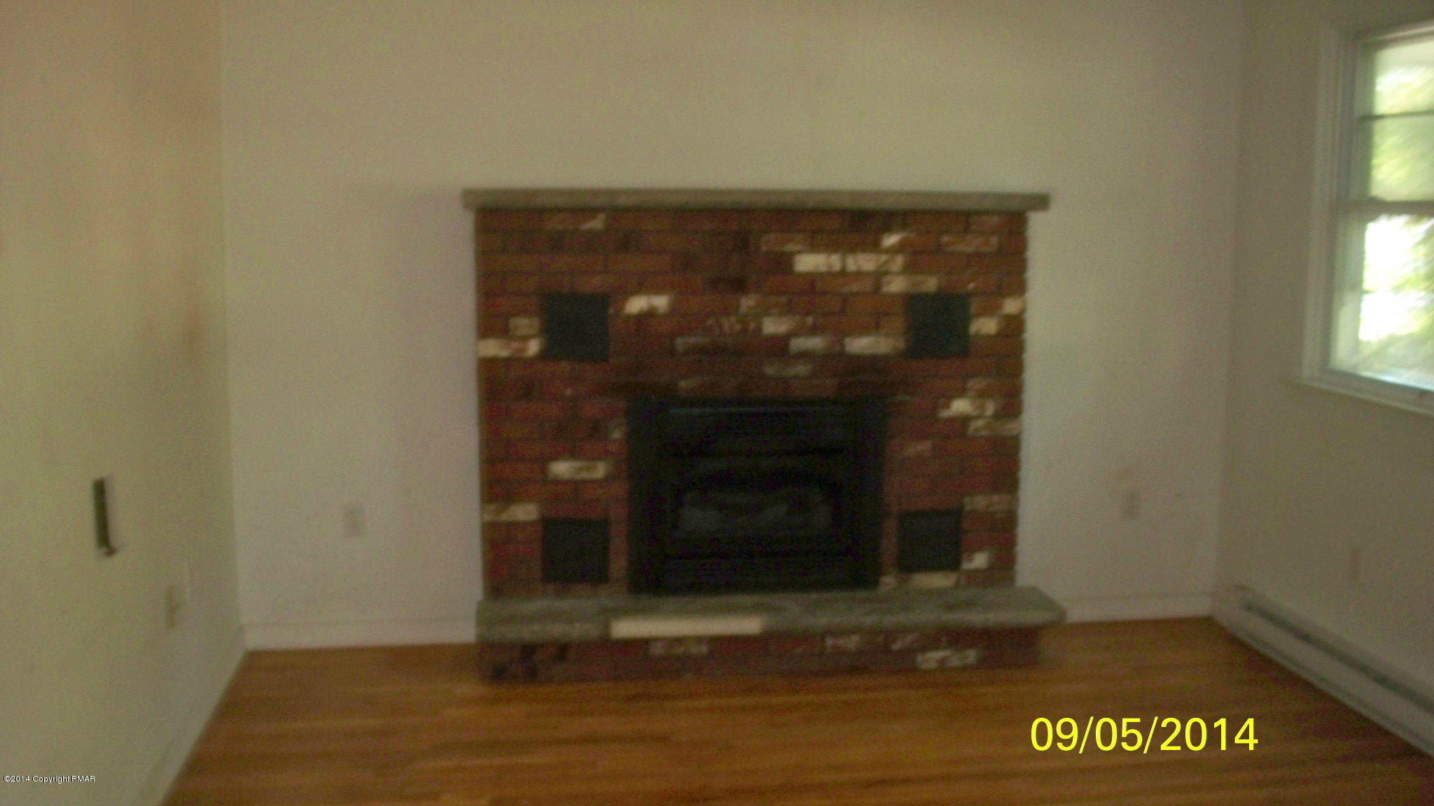 289 Bromley Road Henryville, PA 18332 - Photo 3 of 14 108_1262