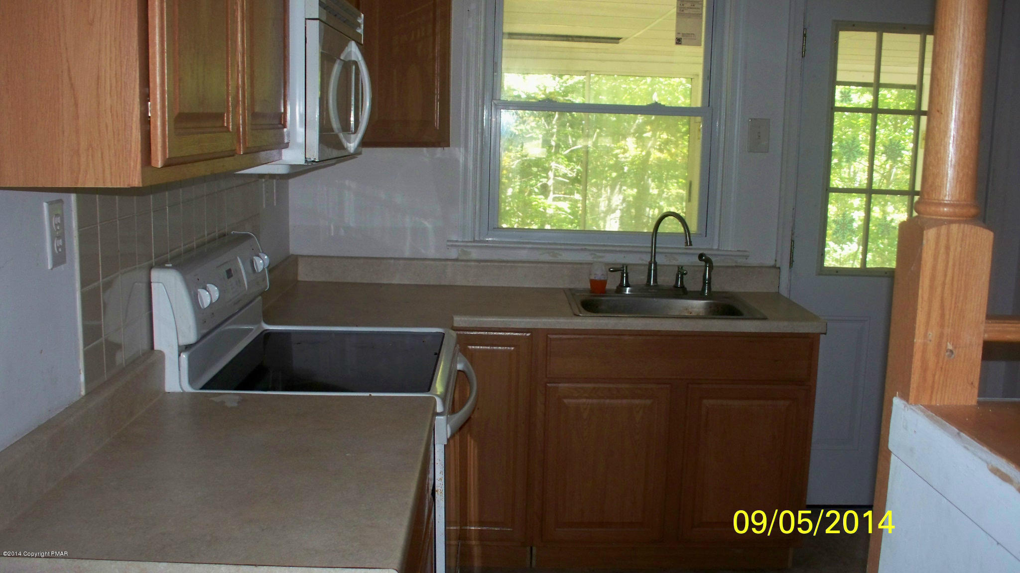 289 Bromley Road Henryville, PA 18332 - Photo 4 of 14 108_1263