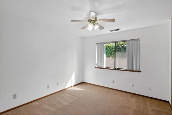 $390,000 | 635 North Belmont Street, Porterville, CA 93257