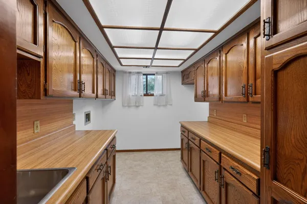 $390,000 | 635 North Belmont Street, Porterville, CA 93257