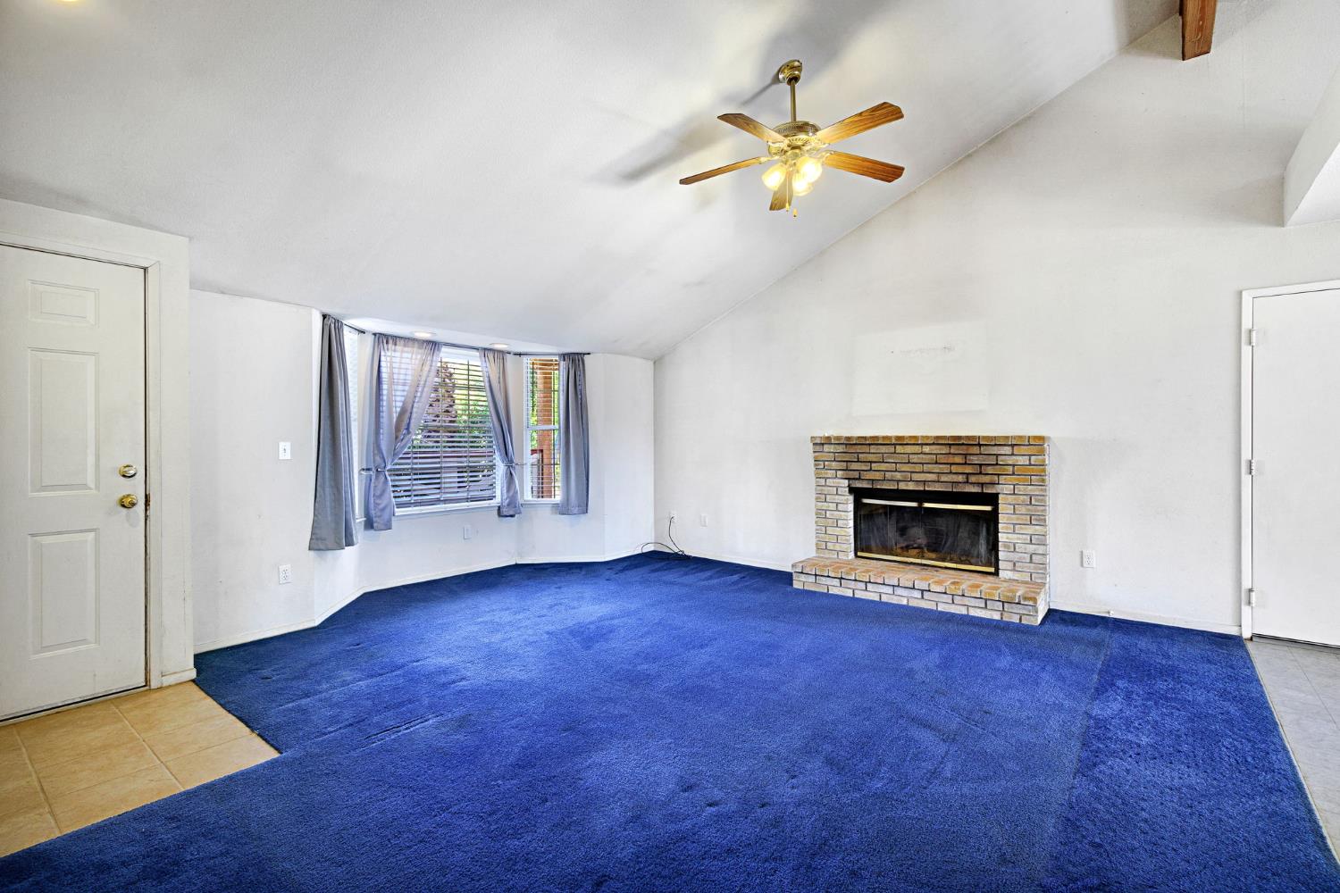 19609 Claremont Road Madera, CA 93638 - Photo 9 of 44