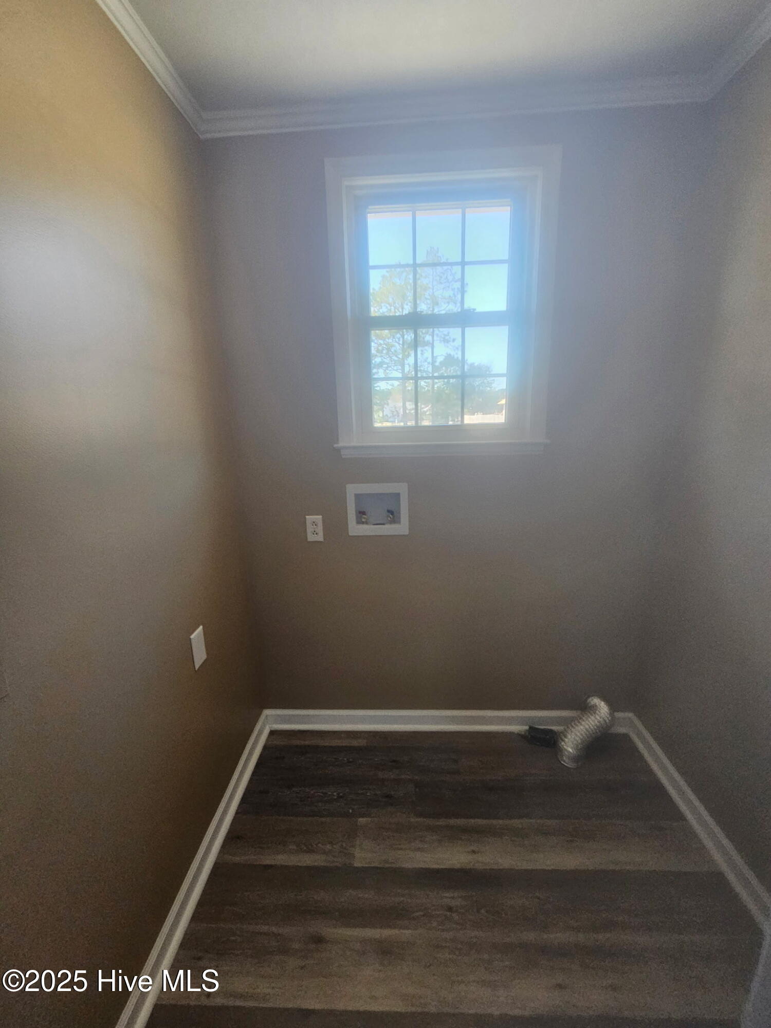 460 Sand Ridge Road Hubert, NC 28539 - Photo 15 of 15 Laundry Room