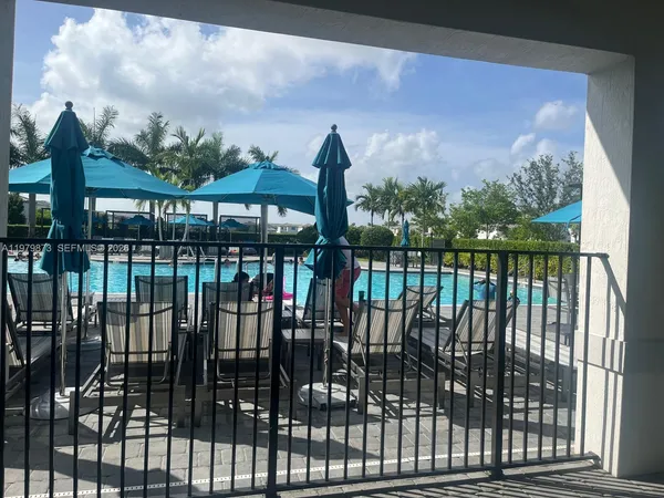 a view of a garden from a roof deck