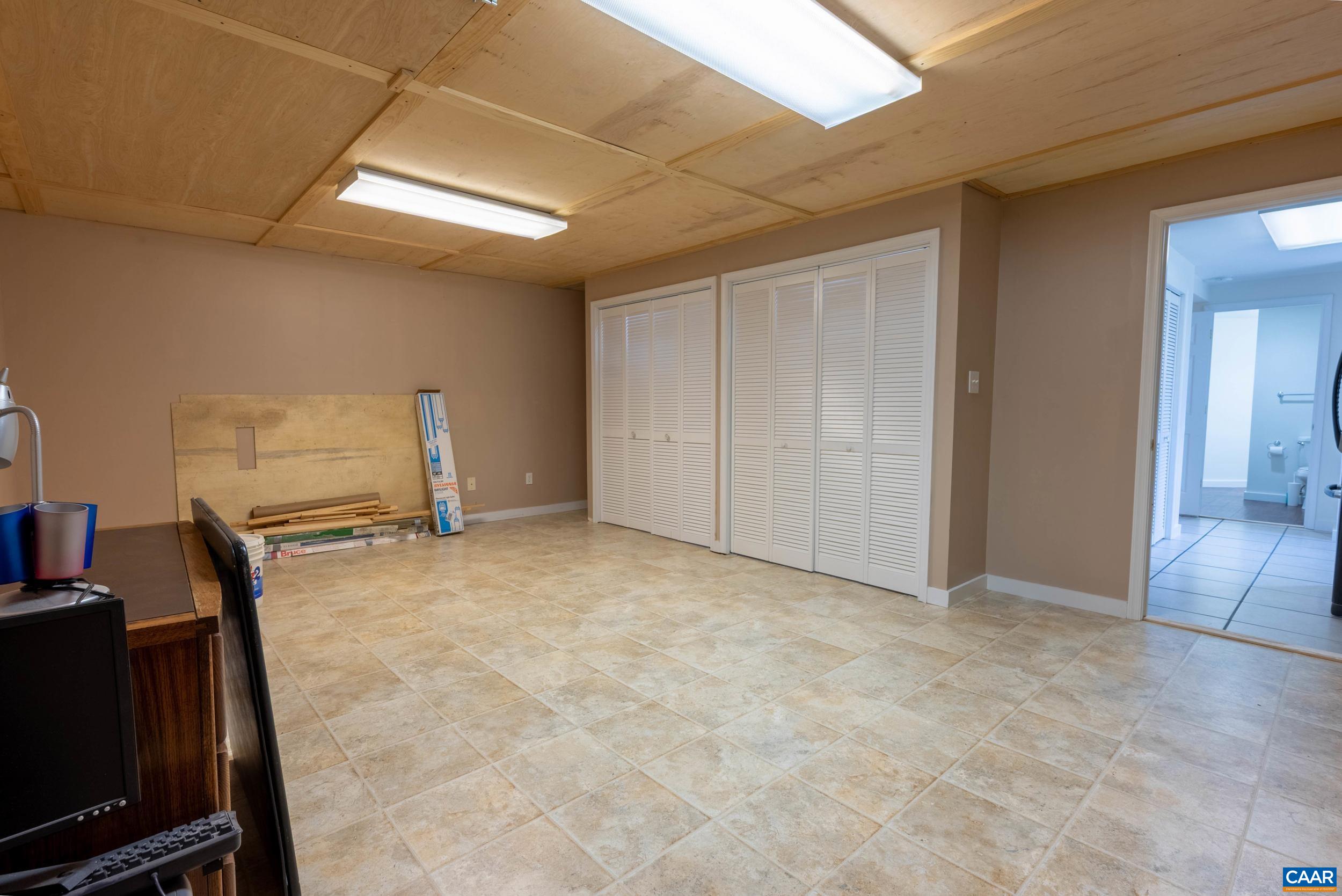 1265 Fredericksburg Road Stanardsville, VA 22973 - Photo 39 of 64 Terrace Combination Room