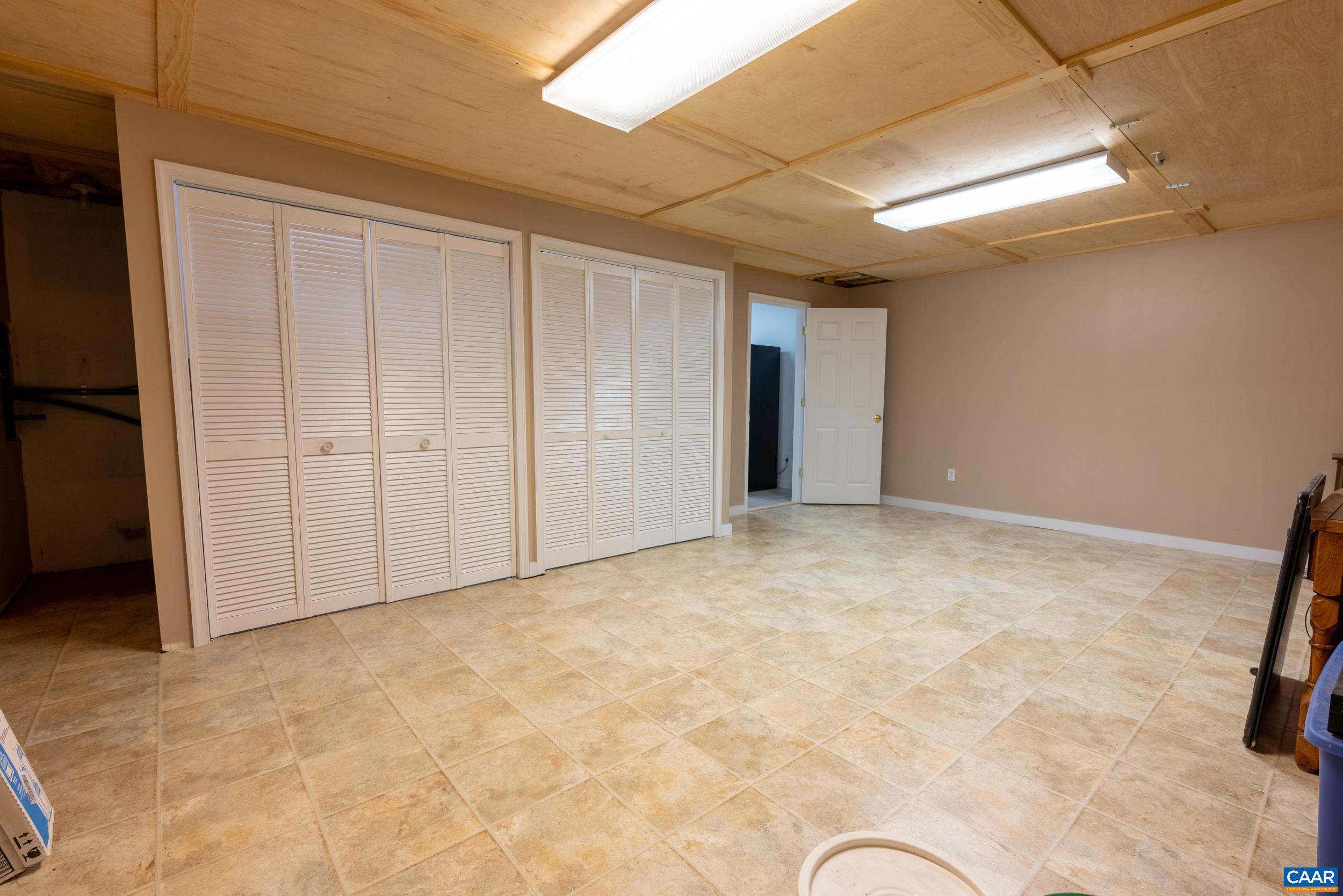 1265 Fredericksburg Road Stanardsville, VA 22973 - Photo 40 of 64 Terrace Combination Room