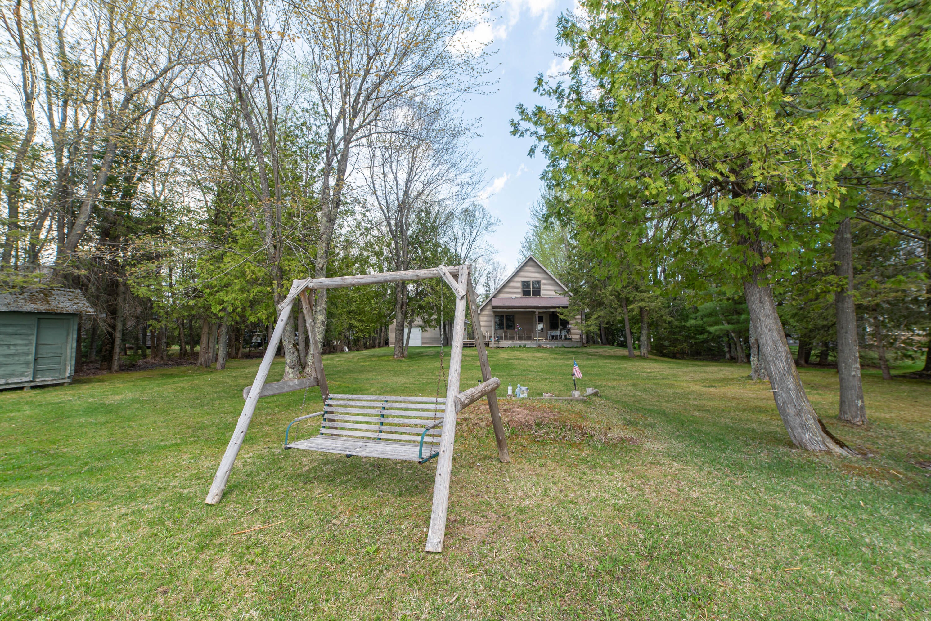 9110 West Miles Road Cheboygan, MI 49721 - Photo 10 of 48 Gallery Image 10