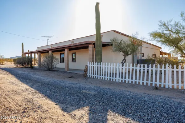 $749,900 | 46776 West Highway 84, Maricopa, AZ 85139