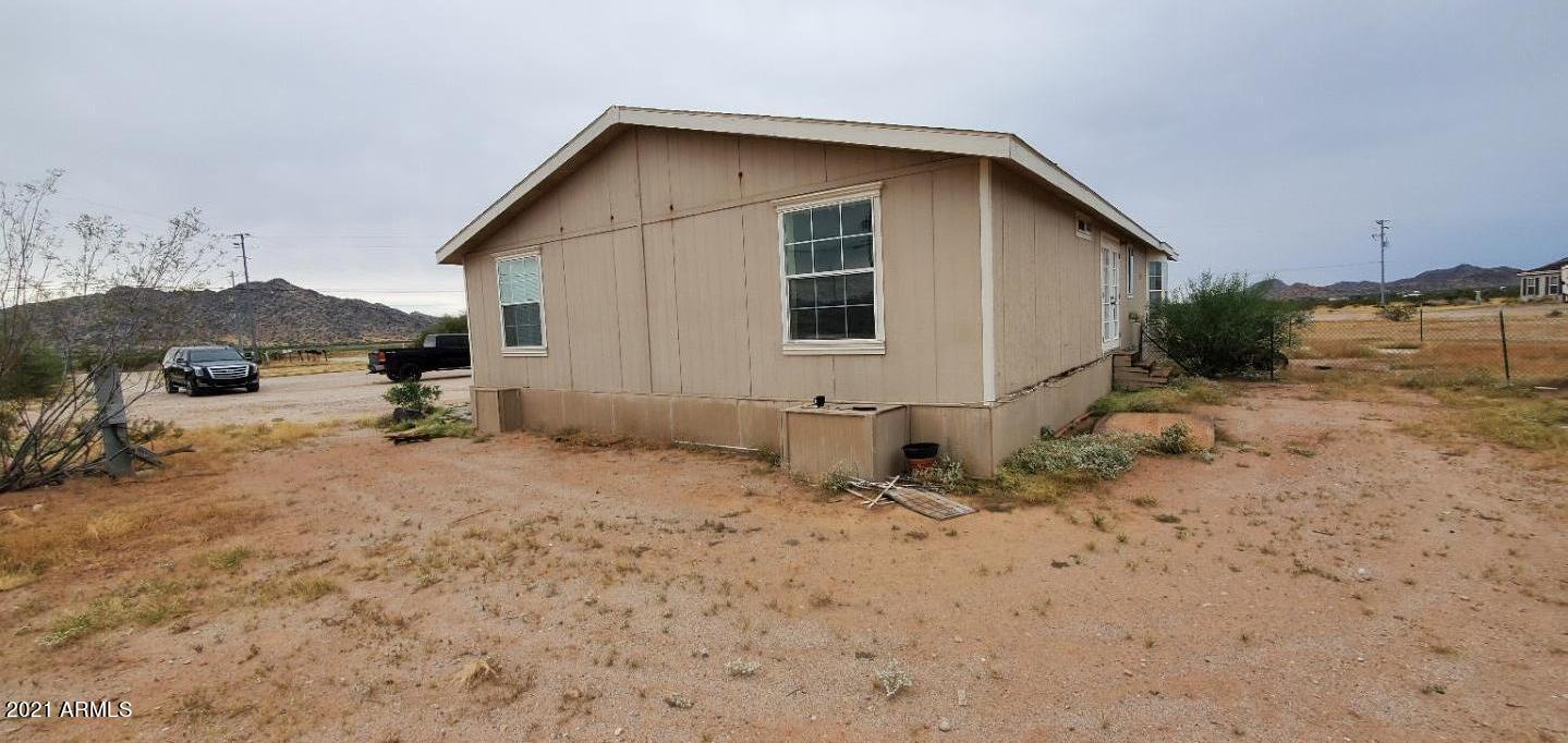 57597 West Fulcar Road Maricopa, AZ 85139 - Photo 3 of 25 20210924_112306