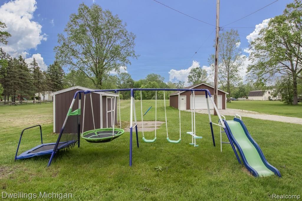20531 Sumpter Road Belleville, MI 48111 - Photo 35 of 36 _MG_0403.jpg
