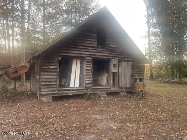 1890 O Neal Road Whitakers, NC 27891 - Photo 15 of 62 Log cabin