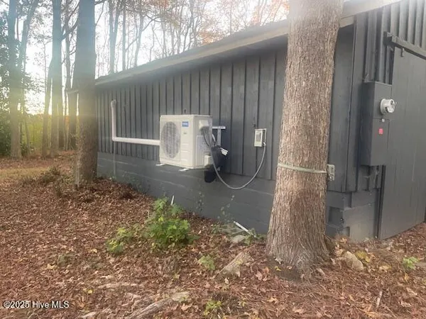 $249,900 | 1890 O Neal Road, Whitakers, NC 27891