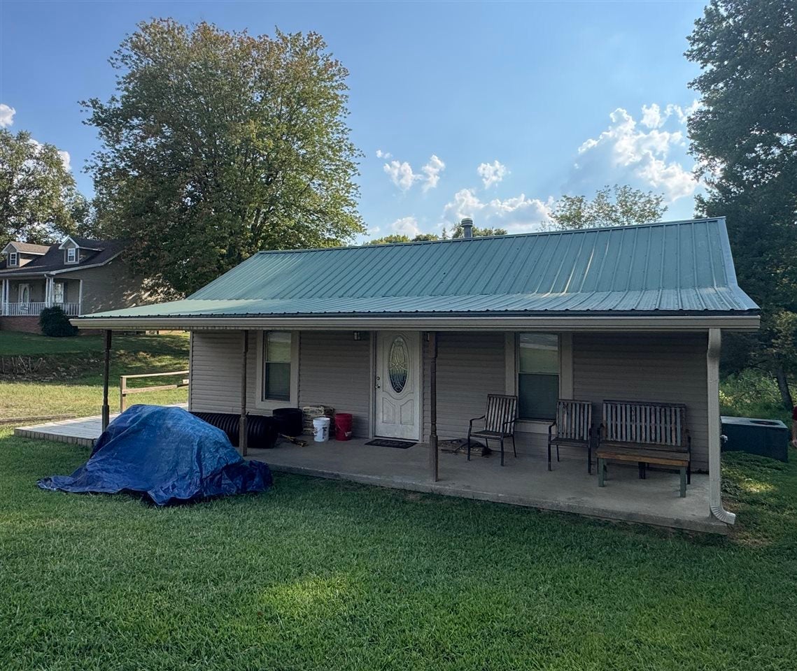 604 Stringtown Road Central City, KY 42330 - Photo 3 of 32 Gallery Image 3