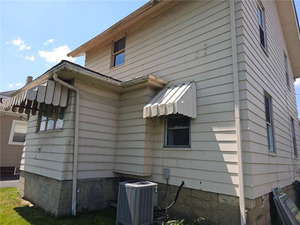 1056 Adams Street New Castle, PA 16101 - Photo 4 of 21 a view of a house with street