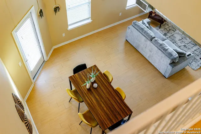 $2,300 | 939 South Frio Street, Unit 4320, San Antonio, TX 78207