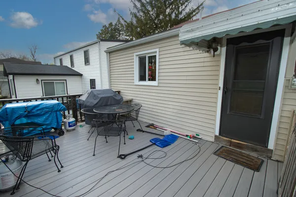 $309,000 | 1953 Wisconsin Avenue, Downers Grove, IL 60515