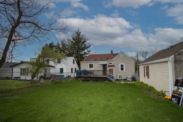 $309,000 | 1953 Wisconsin Avenue, Downers Grove, IL 60515