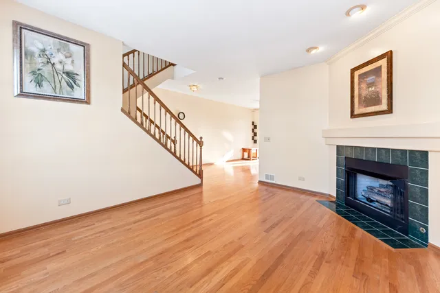 $2,700 | 511 Pheasant Trail, St. Charles, IL 60174