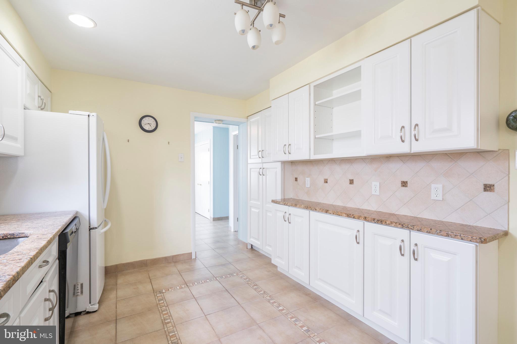 2261 Avon Road Ardmore, PA 19003 - Photo 15 of 38