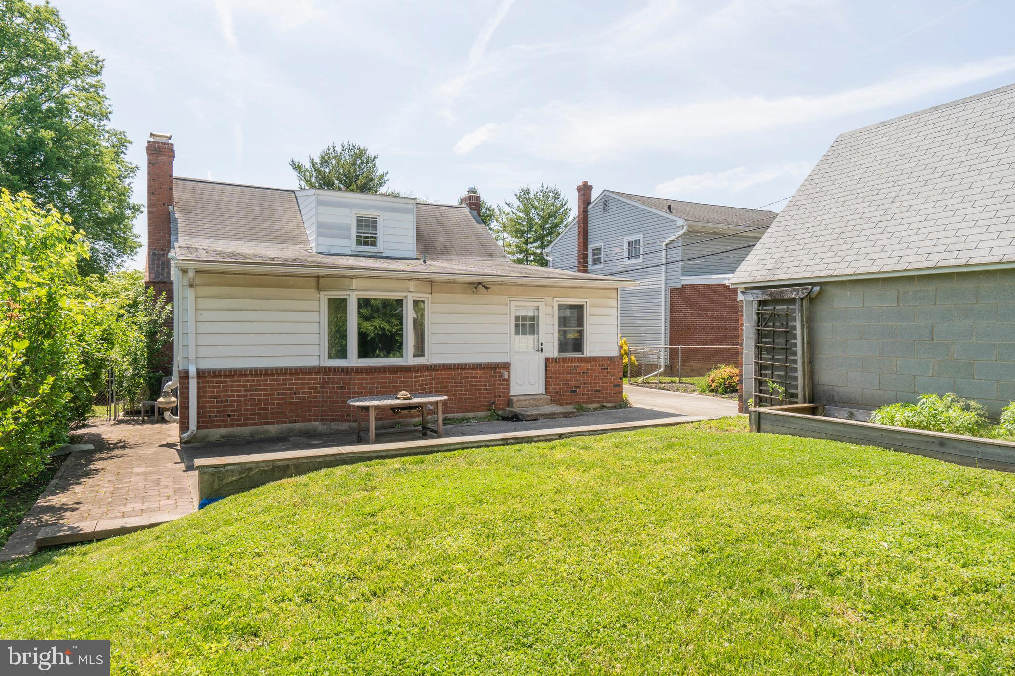 2261 Avon Road Ardmore, PA 19003 - Photo 35 of 38