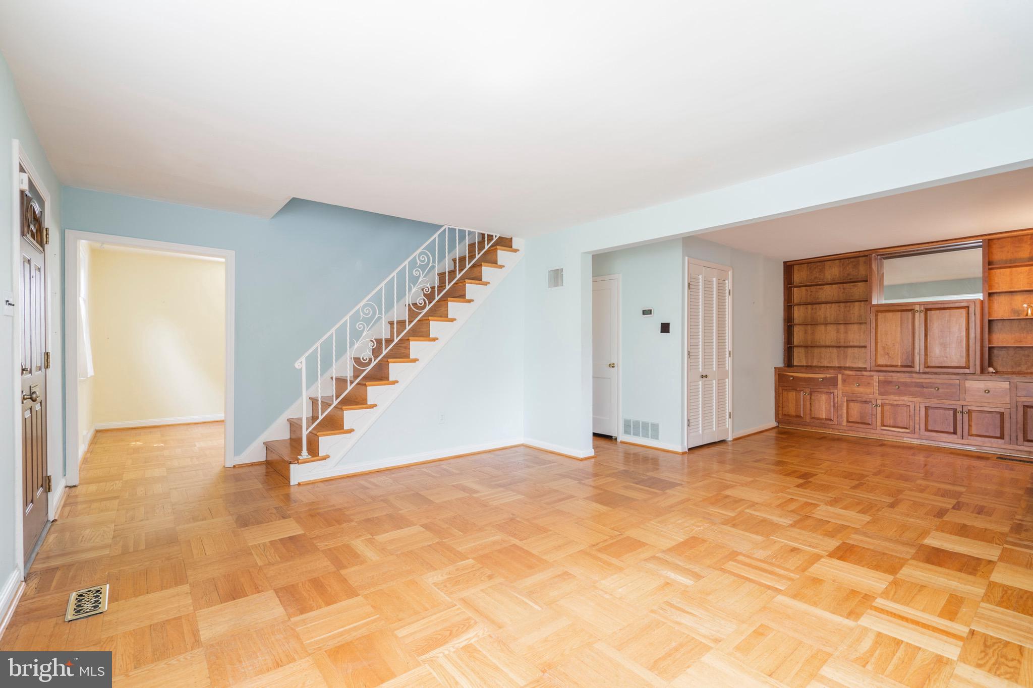 2261 Avon Road Ardmore, PA 19003 - Photo 7 of 38