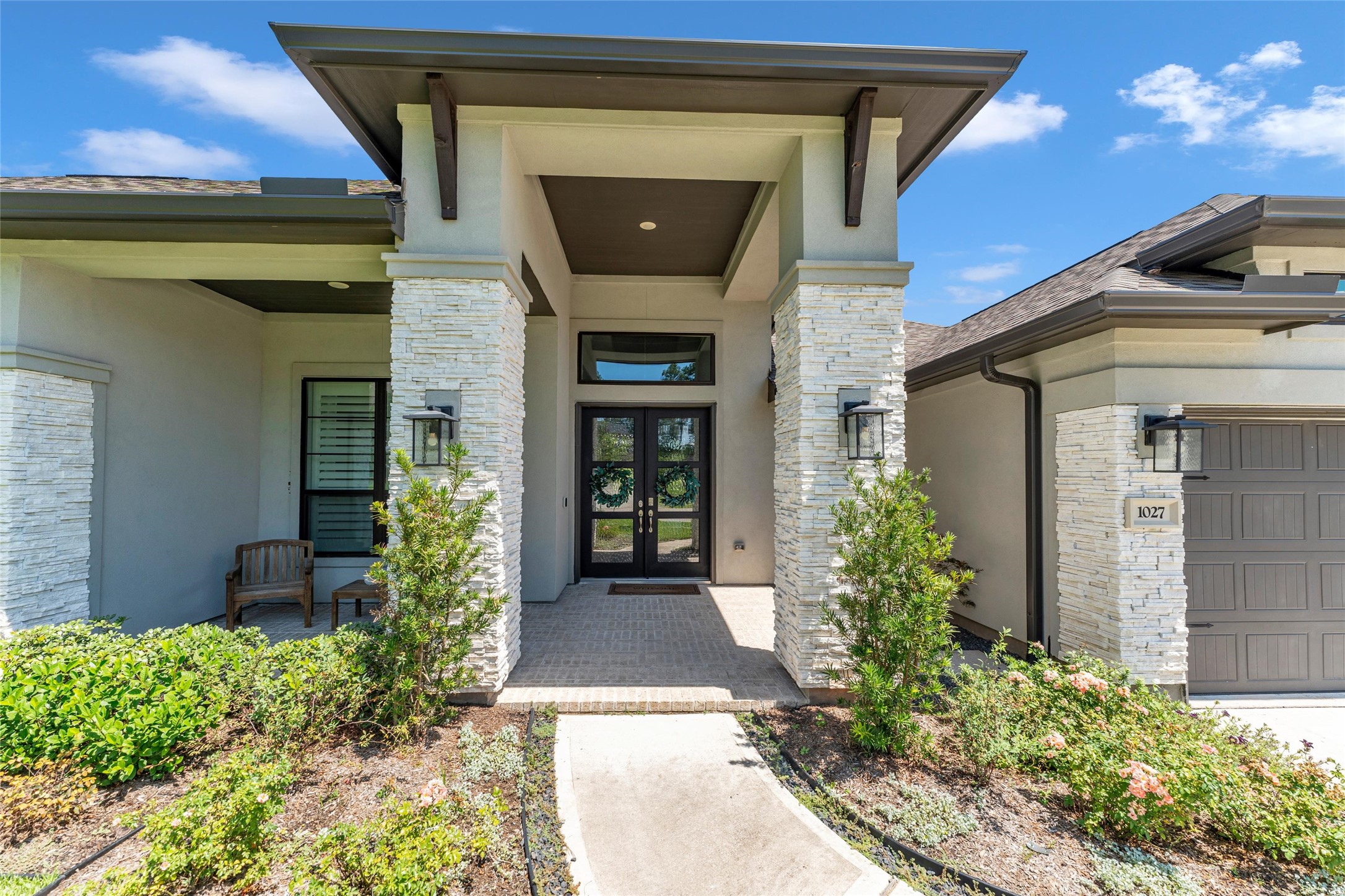 1027 Groveton Ridge Lane Pinehurst, TX 77362 - Photo 5 of 50 front door entrance