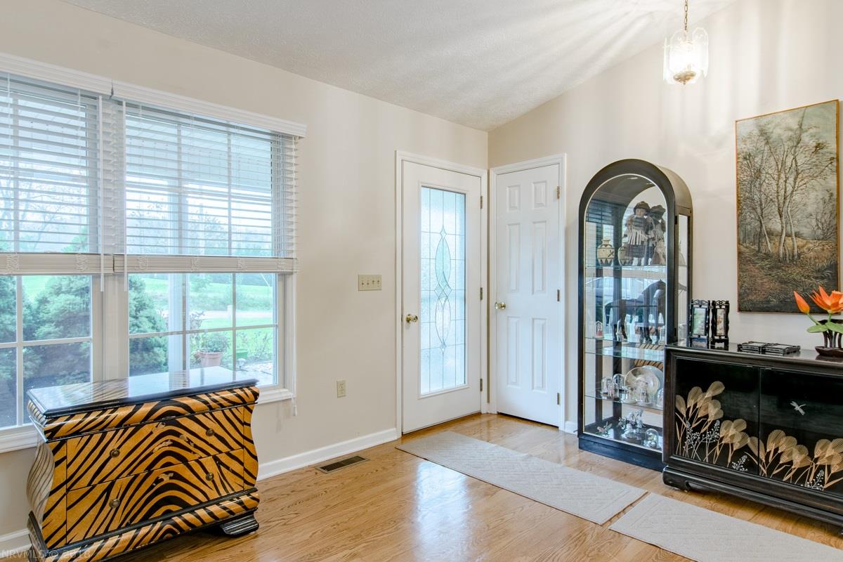 2321 Gate Road Christiansburg, VA 24073 - Photo 3 of 49 Gallery Image 3