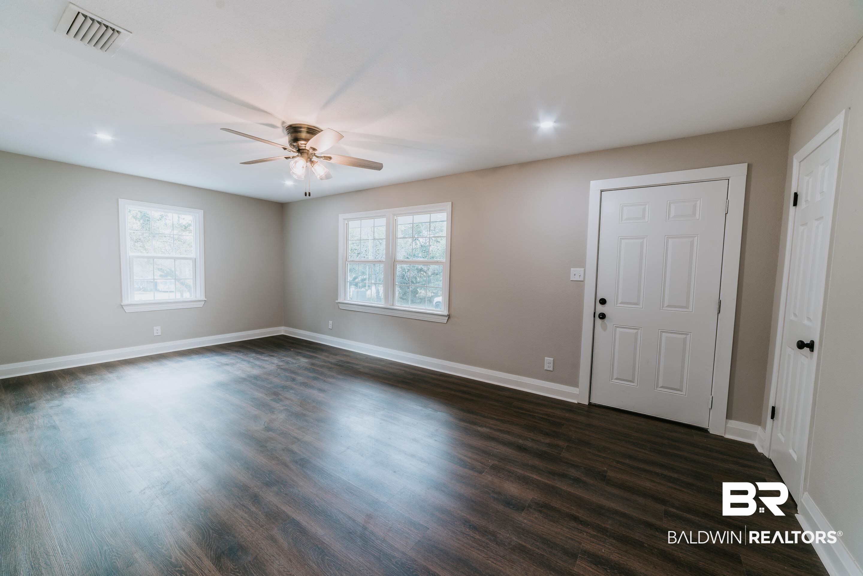 1508 Phillips Lane Mobile, AL 36618 - Photo 7 of 44
