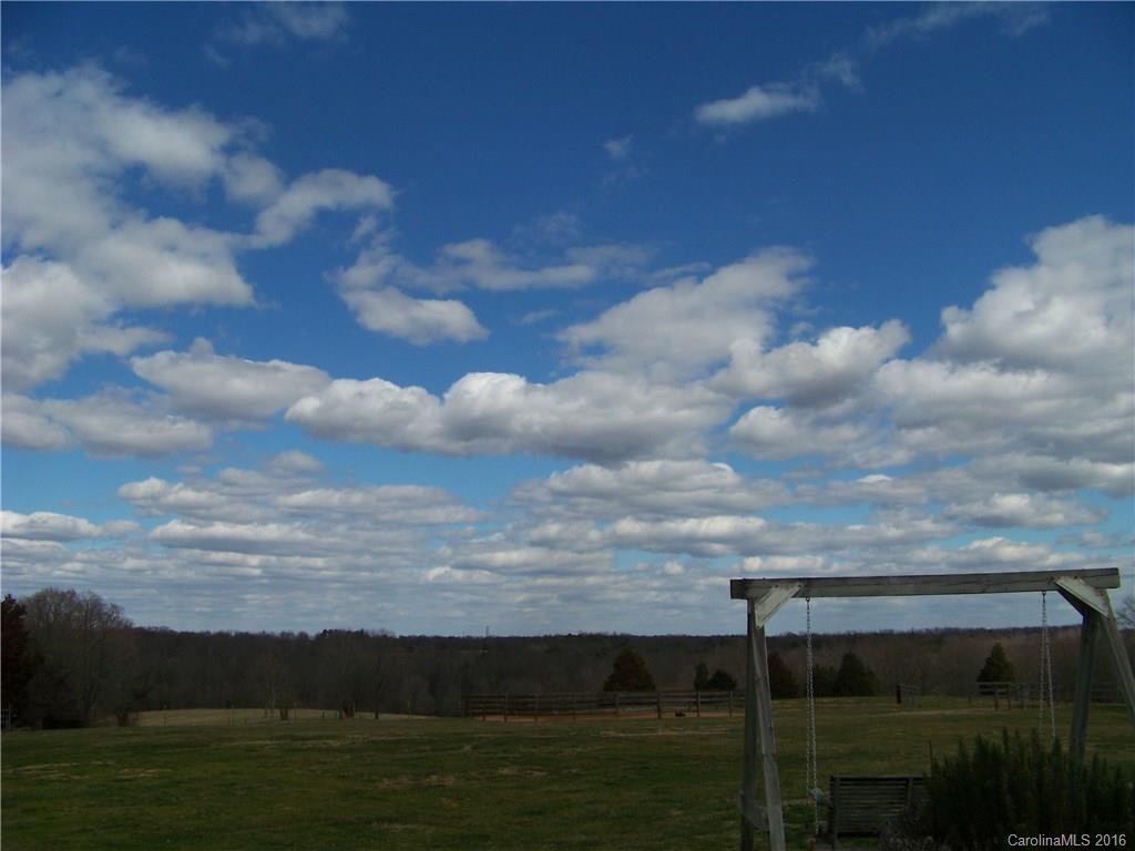 676 Keg Town Mill Road Chesnee, SC 29323 - Photo 2 of 24 Gallery Image 2