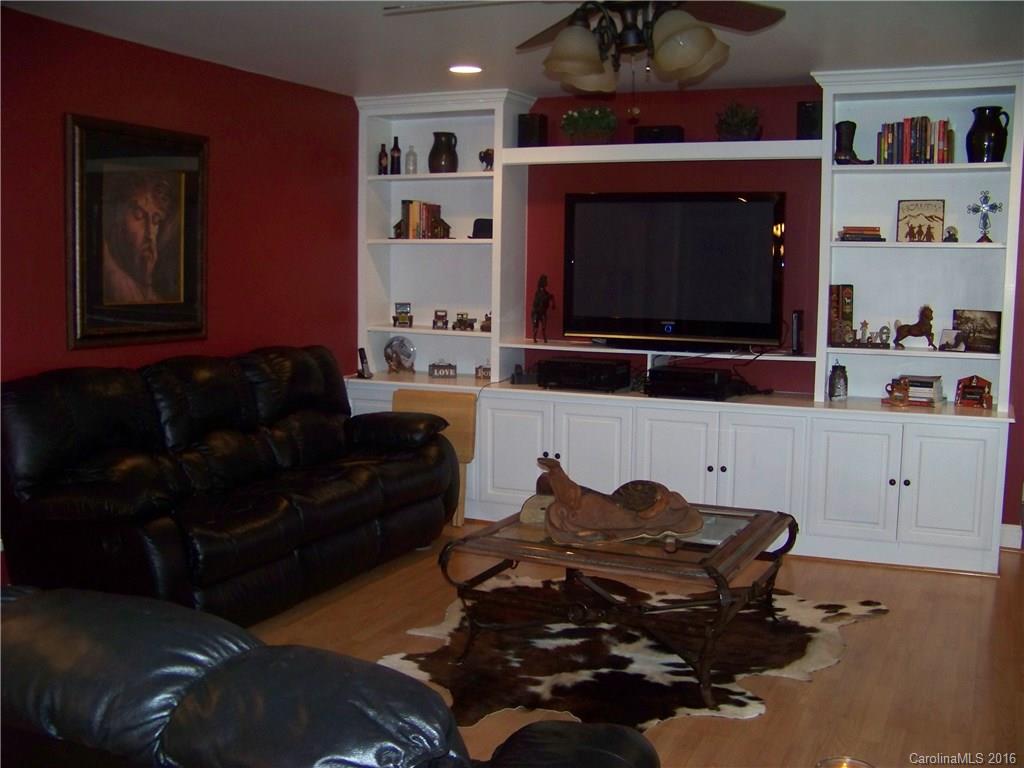 676 Keg Town Mill Road Chesnee, SC 29323 - Photo 5 of 24 Gallery Image 5