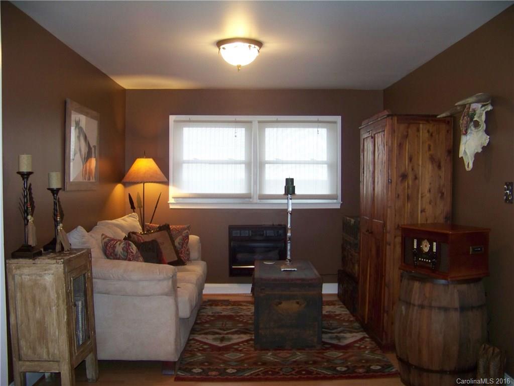 676 Keg Town Mill Road Chesnee, SC 29323 - Photo 8 of 24 Gallery Image 8