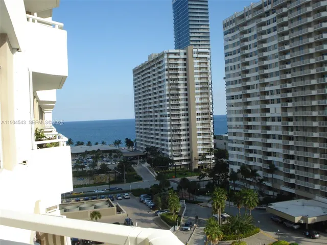 $1,900 | 1965 South Ocean Drive, Unit 10P, Hallandale Beach, FL 33009