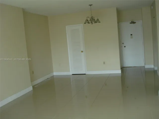 $1,900 | 1965 South Ocean Drive, Unit 10P, Hallandale Beach, FL 33009