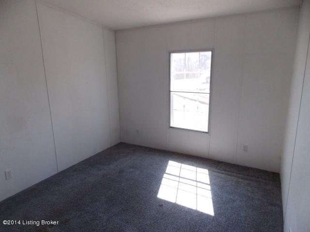 994 Union Ridge Road Stamping Ground, KY 40379 - Photo 6 of 13 Bedroom 1