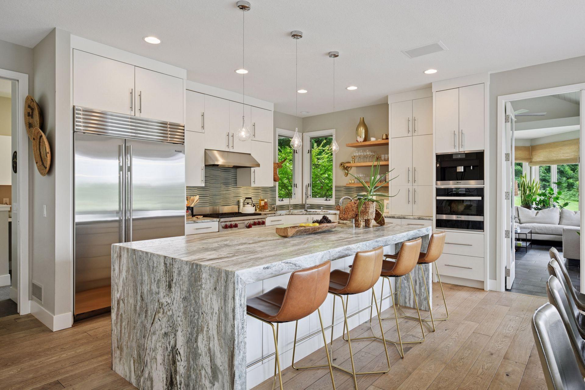 525 Navajo Road West Medina, MN 55340 - Photo 4 of 47