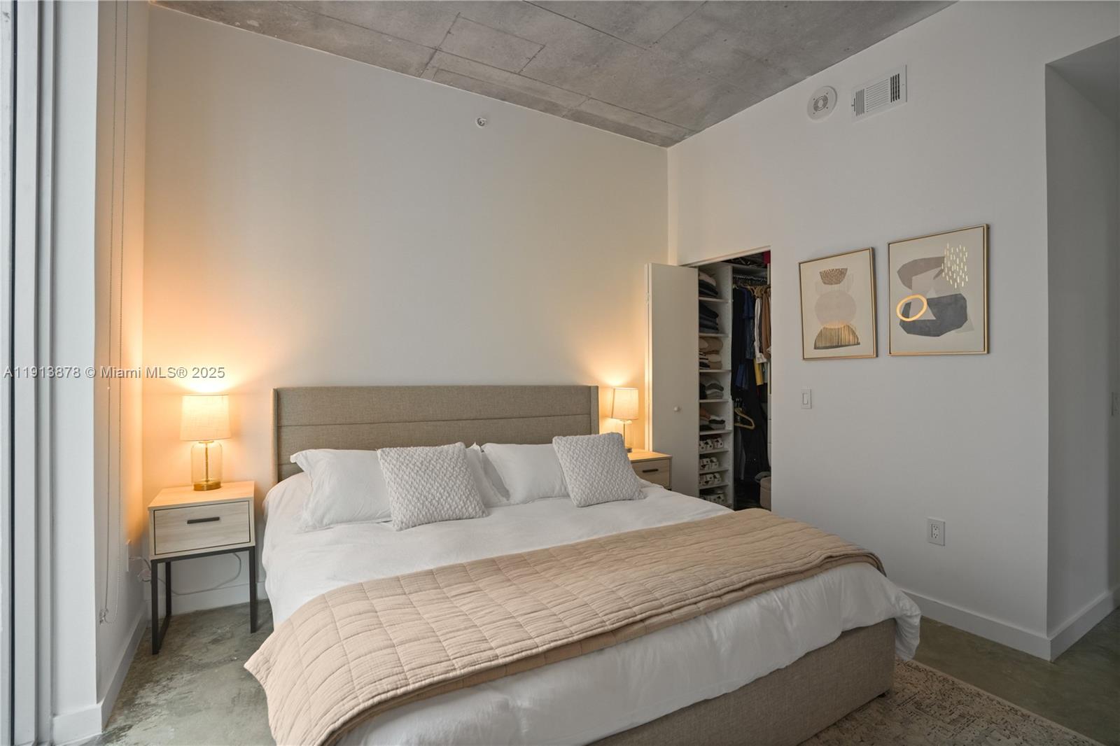 151 Southeast 1st Street, Unit 502 Miami, FL 33131 - Photo 6 of 21