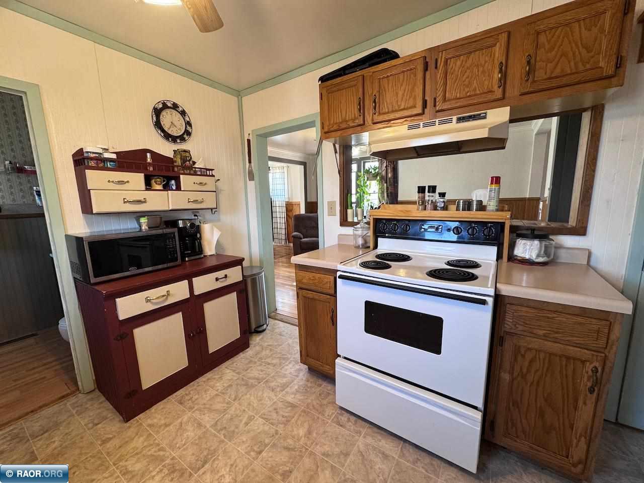 212 10th Street South Virginia, MN 55792 - Photo 10 of 29