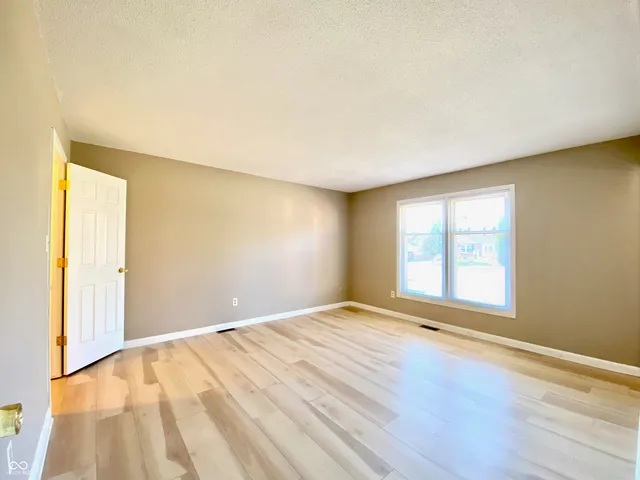 $389,000 | 429 Thornberry Drive, Carmel, IN 46032