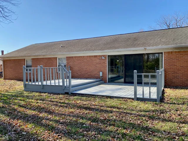 $389,000 | 429 Thornberry Drive, Carmel, IN 46032