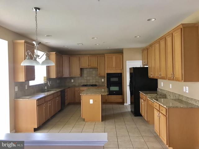4007 Bridle Ridge Road Upper Marlboro, MD 20772 - Photo 10 of 30 Kitchen