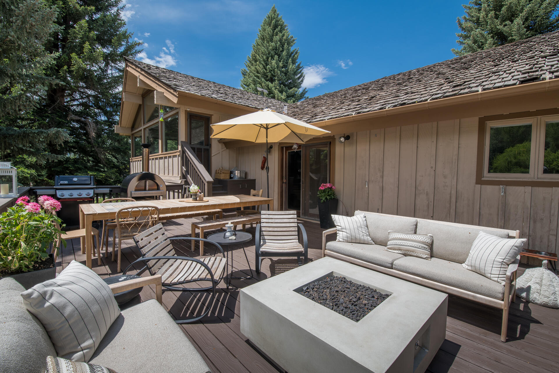 400 Fairway Road Sun Valley, ID 83353 - Photo 18 of 23 Deck