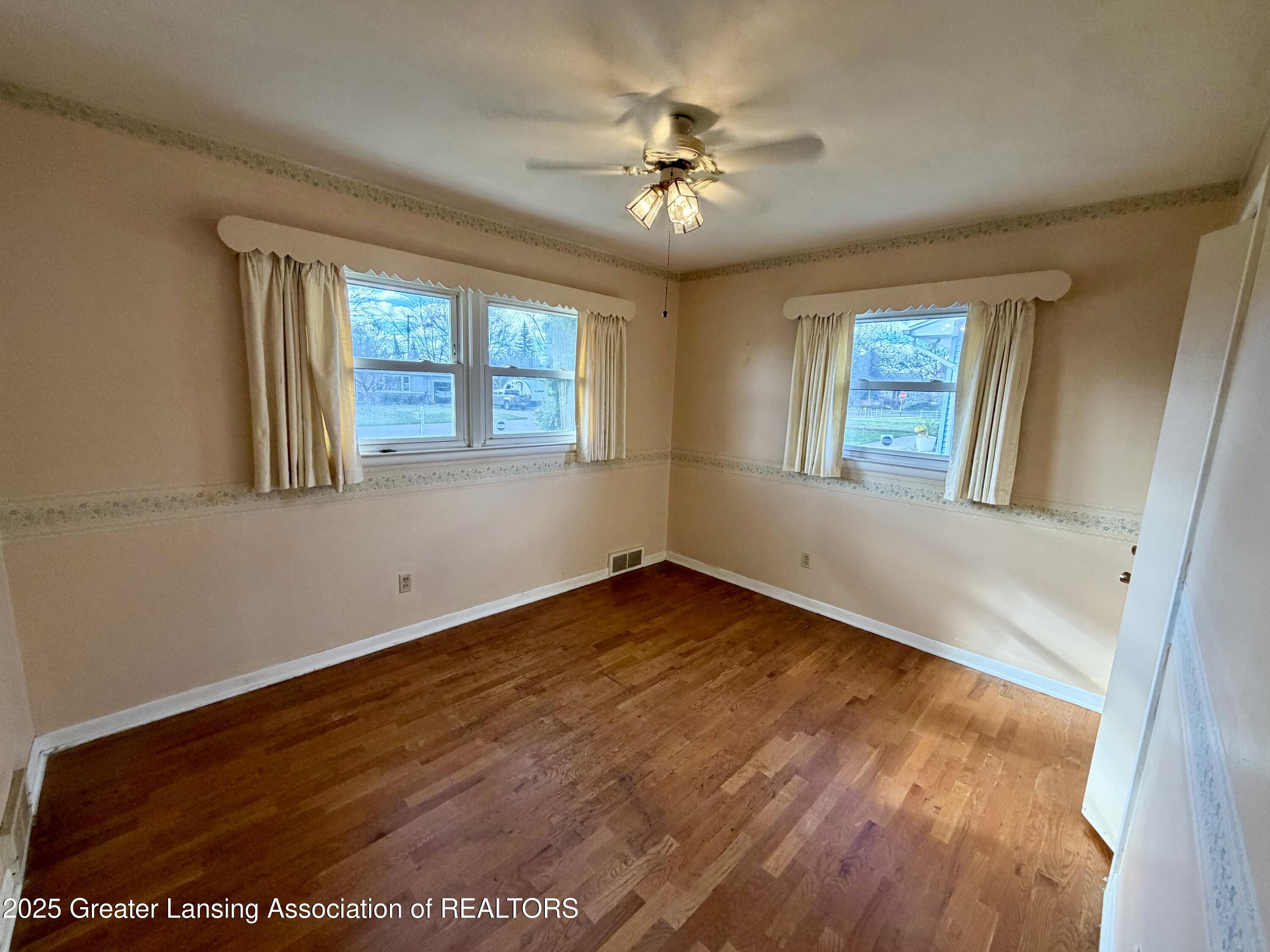 7520 Williamsburg Road Lansing, MI 48917 - Photo 19 of 35 IMG_0794