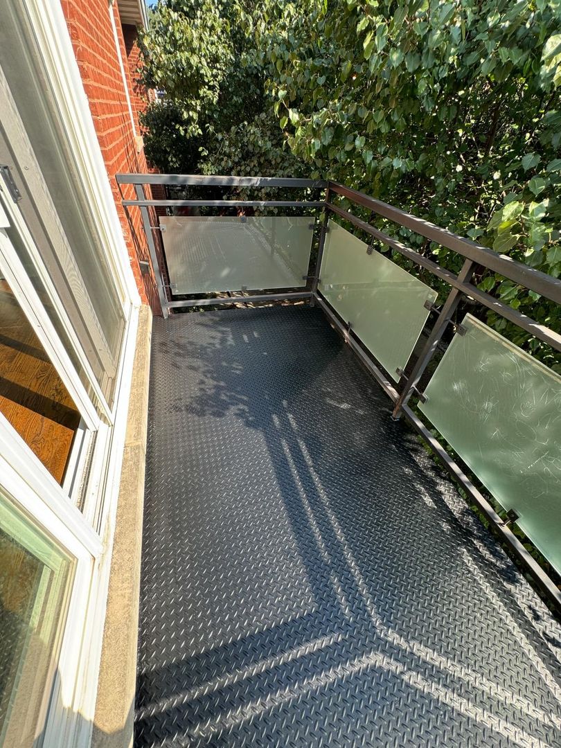 6433 North Damen Avenue, Unit 3E Chicago, IL 60645 - Photo 14 of 14