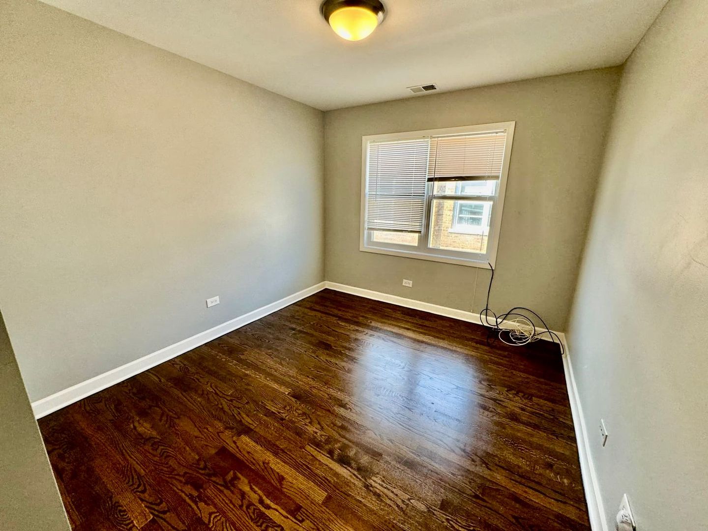 6433 North Damen Avenue, Unit 3E Chicago, IL 60645 - Photo 10 of 14