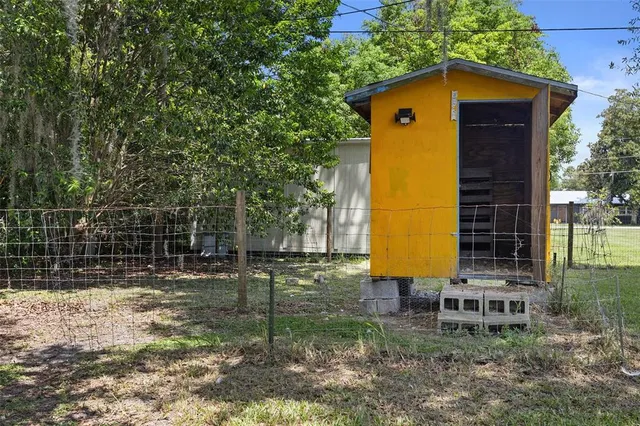 $169,900 | 750 Kentucky Avenue, Umatilla, FL 32784