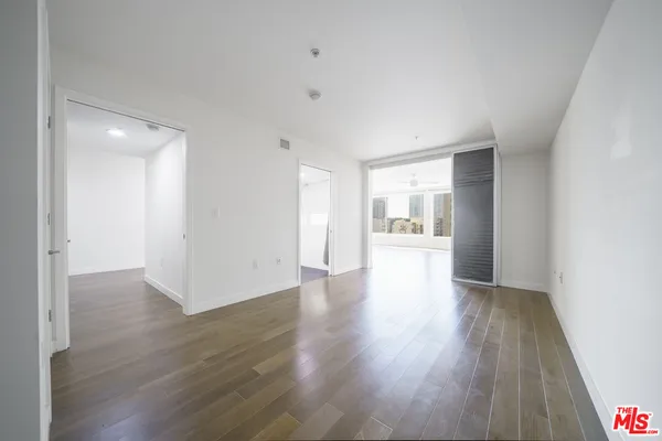 $628,000 | 901 Flower Street, Unit 714, Los Angeles, CA 90015