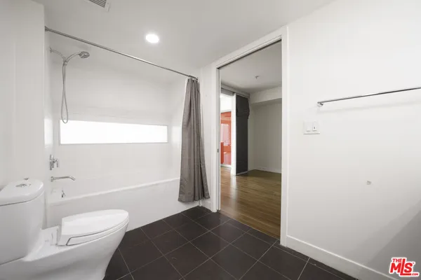 $628,000 | 901 Flower Street, Unit 714, Los Angeles, CA 90015