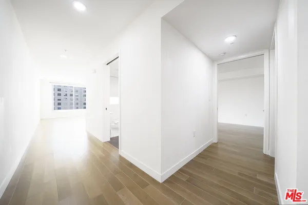 $628,000 | 901 Flower Street, Unit 714, Los Angeles, CA 90015