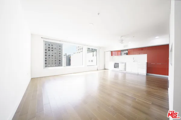 $628,000 | 901 Flower Street, Unit 714, Los Angeles, CA 90015